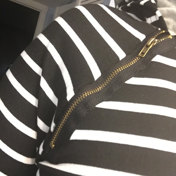 Stripped Zipper Plus Size Hoodie - Picture 8 of 8